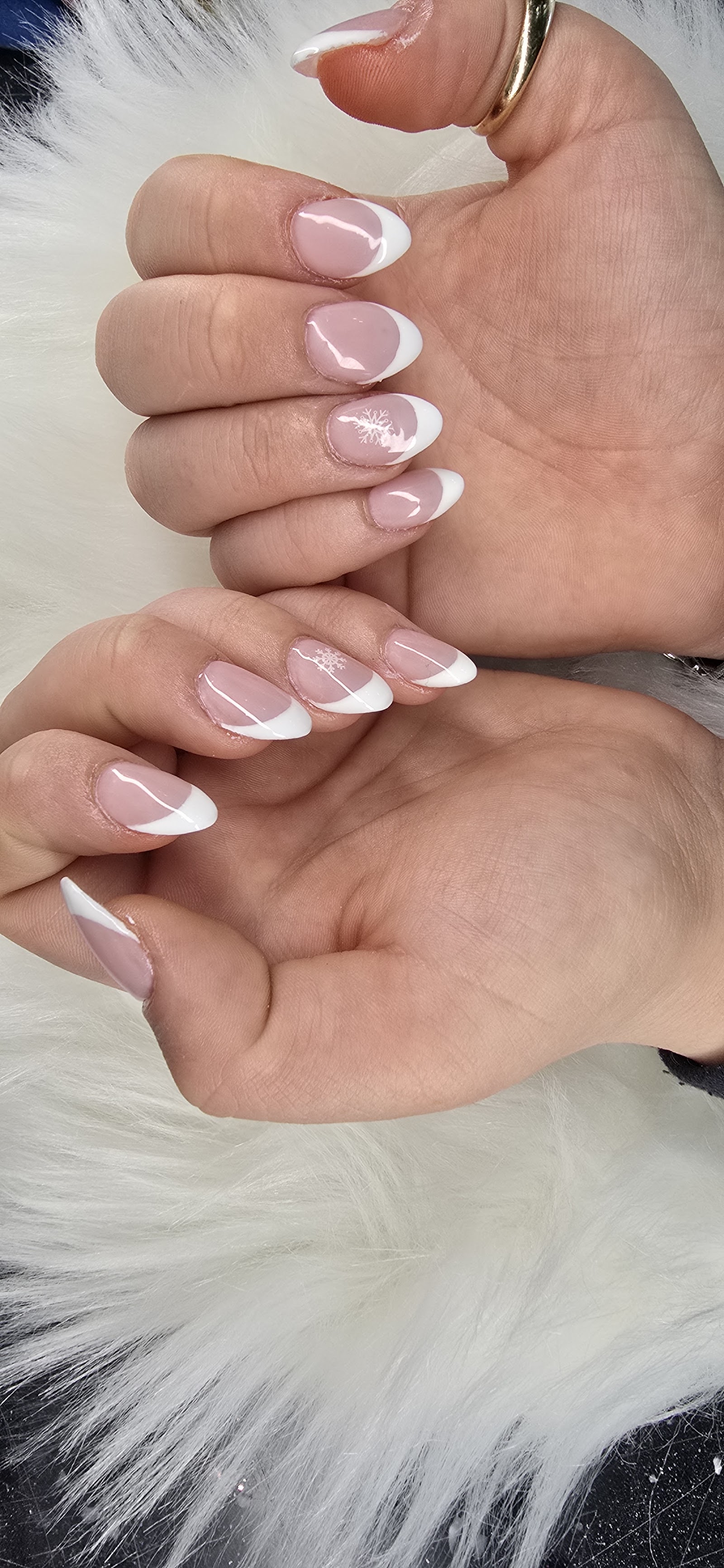 Lan's Luxury Nails & Spa nail photo 6